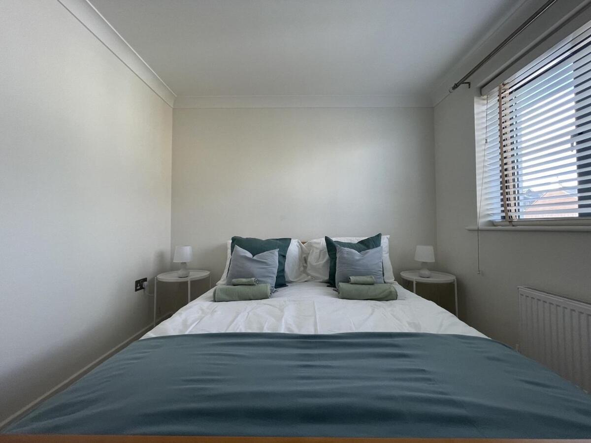 Comfortable Home W Private Parking Charlestown ชาร์ลสทาวน์ ภายนอก รูปภาพ