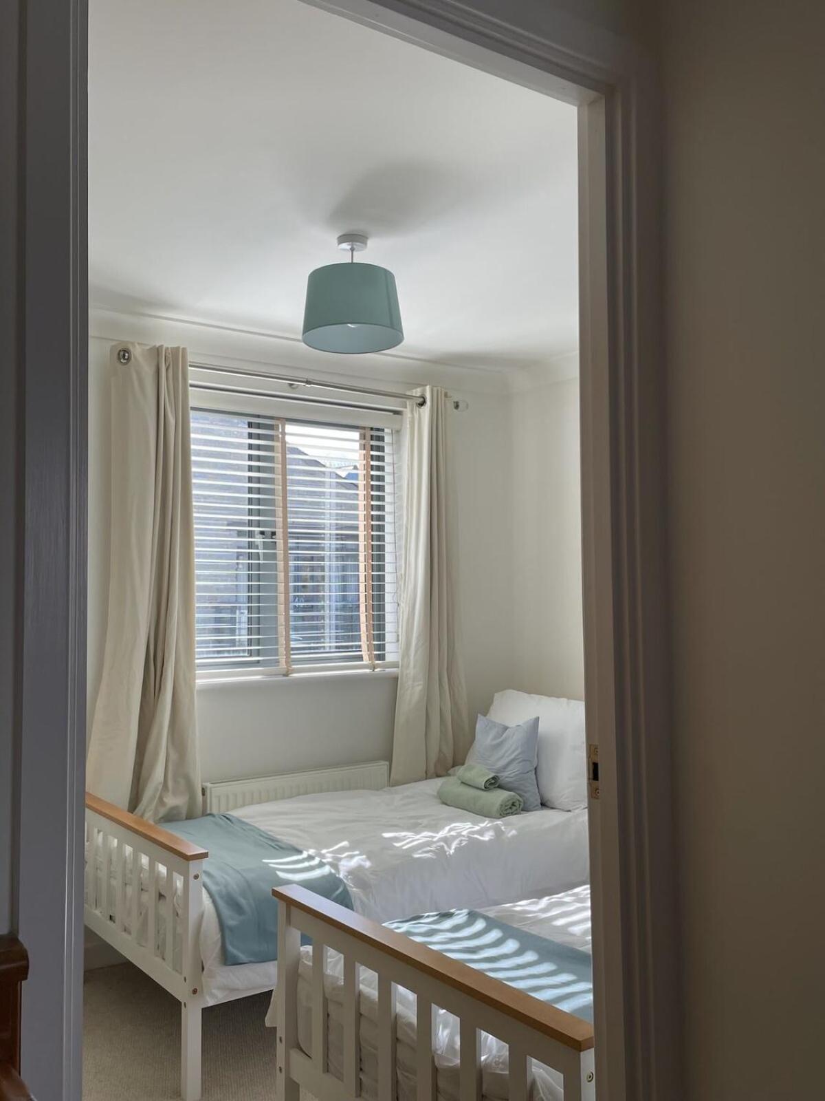 Comfortable Home W Private Parking Charlestown ชาร์ลสทาวน์ ภายนอก รูปภาพ