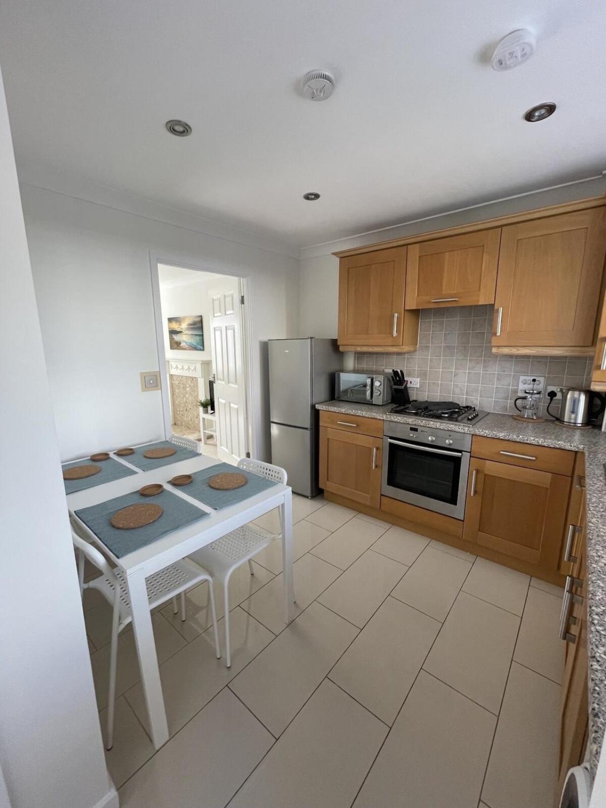 Comfortable Home W Private Parking Charlestown ชาร์ลสทาวน์ ภายนอก รูปภาพ