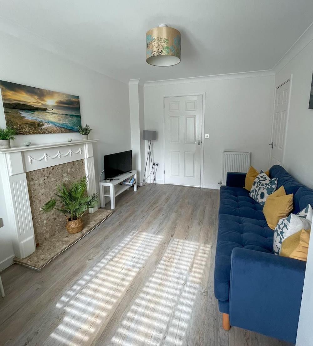 Comfortable Home W Private Parking Charlestown ชาร์ลสทาวน์ ภายนอก รูปภาพ