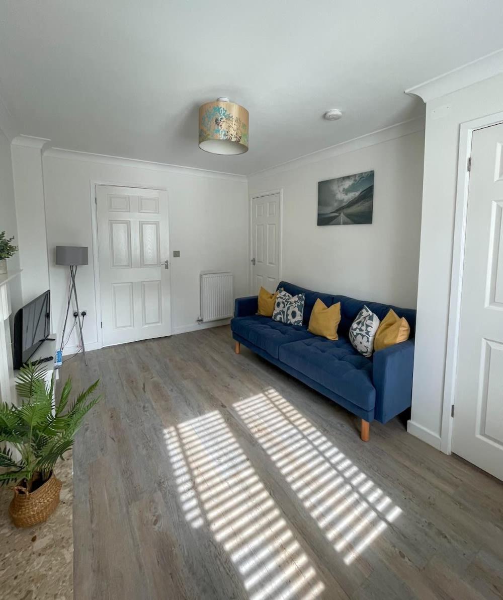 Comfortable Home W Private Parking Charlestown ชาร์ลสทาวน์ ภายนอก รูปภาพ